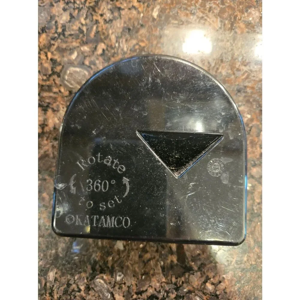 Toilet Timer by - Black and White Bathroom Timer